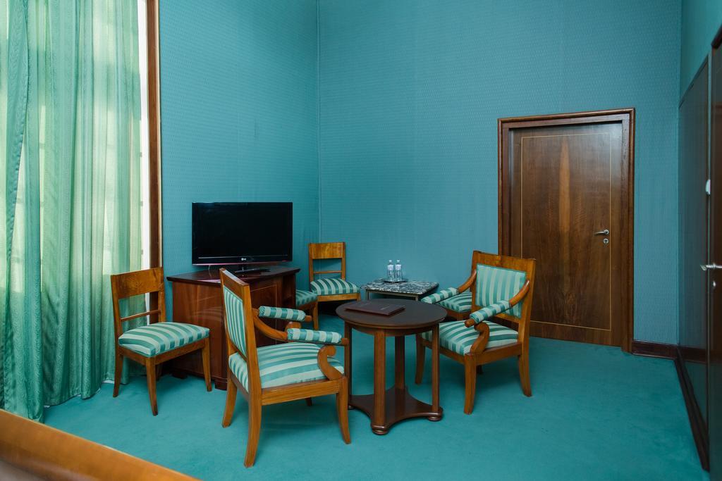Zamek W Baranowie Sandomierskim Baranów Sandomierski Quarto foto
